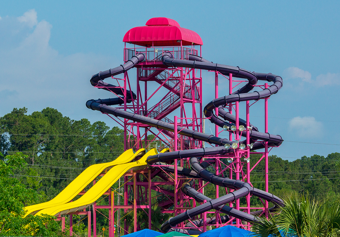 5 slides at waterpark