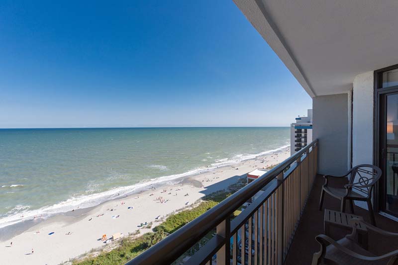 Grande Cayman Oceanfront Balcony