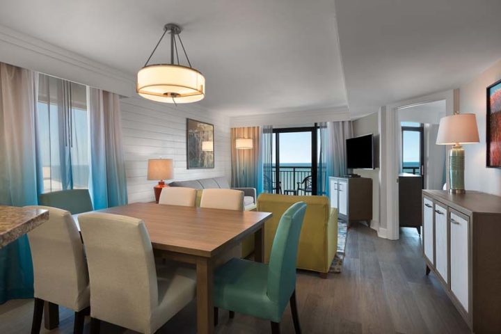 Grande Cayman Oceanfront Dining Room