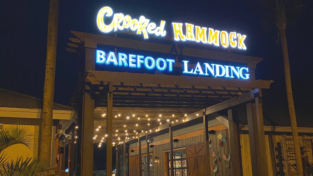 Crooked Hammock Entrance at Barefoot Landing