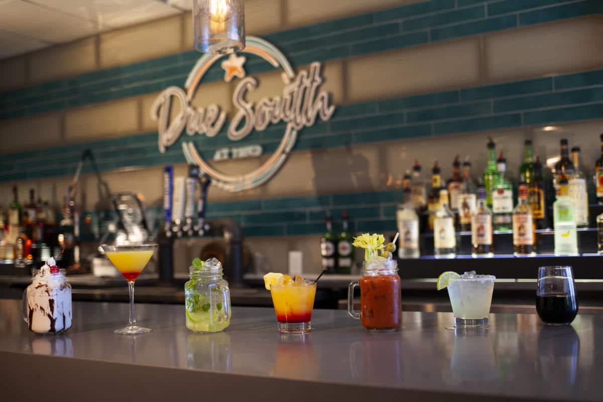 Due South Bar Drinks 1200x800 1 