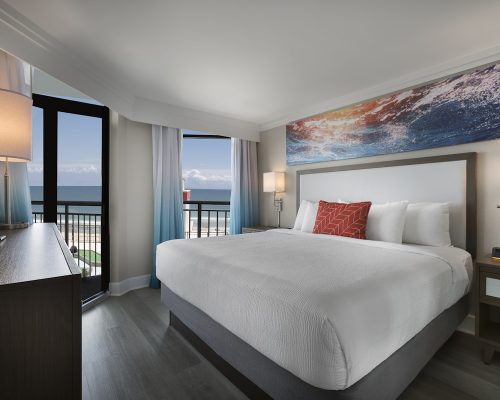 Grande Cayman 3br Partial View Condo Master Bedroom