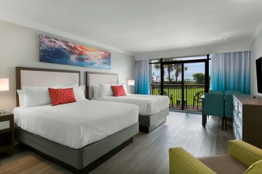 Grande Cayman Oceanfront Room 2 Queen Bedroom