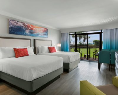 Grande Cayman Oceanfront Room 2 Queen Bedroom